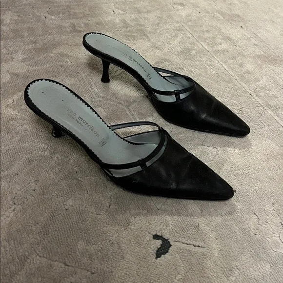 Black Pointed Toe Heels - Picture 3 of 7